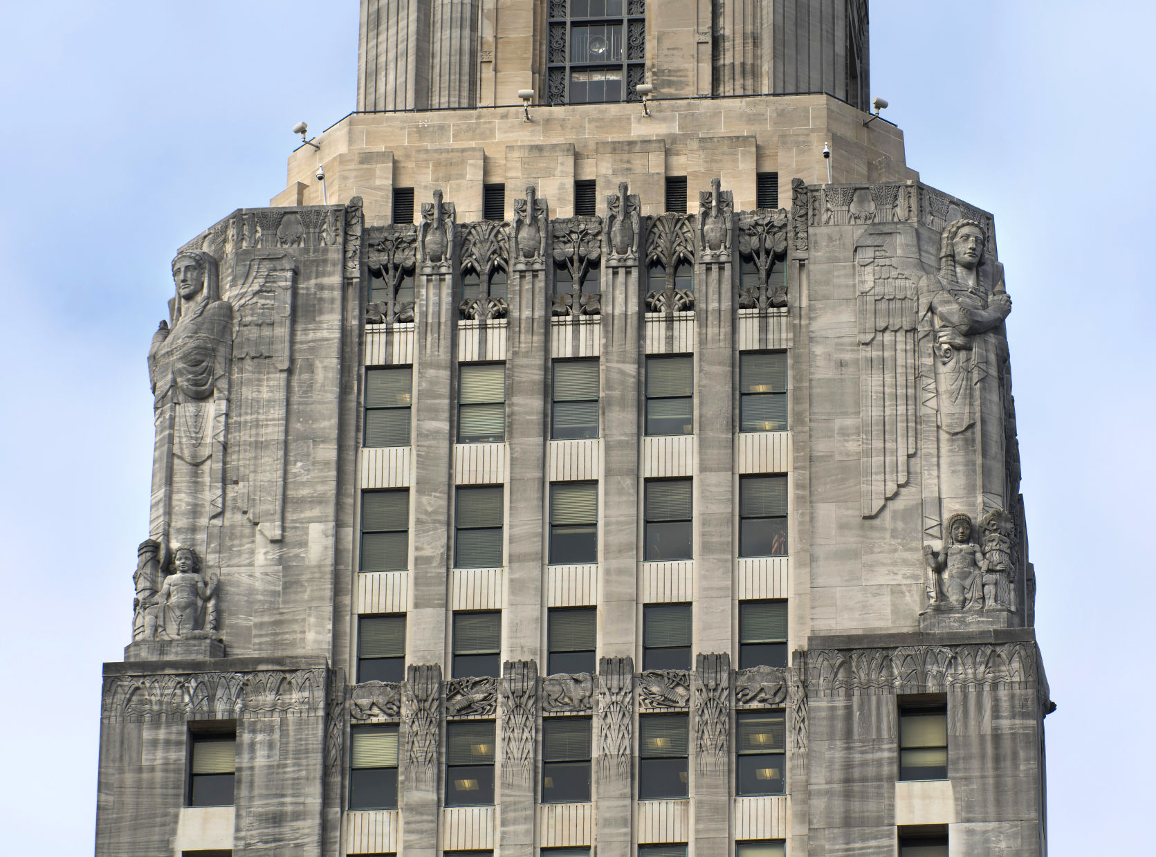 BR.capitol.adv C886.jpg